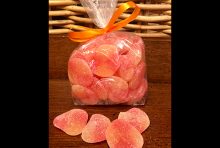 Gummi peach slices