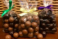 Malt balls, milk chocolate or dark chocolate