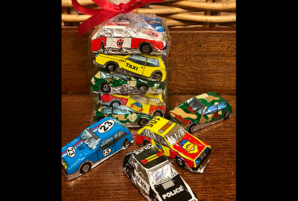 Milk chocolate cars